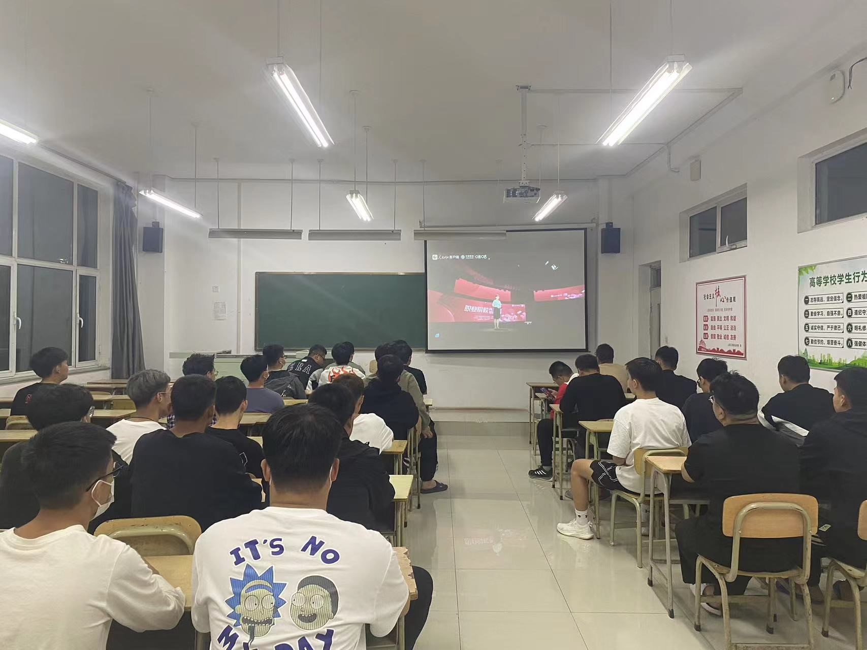 图片4.jpg 图片4.jpg