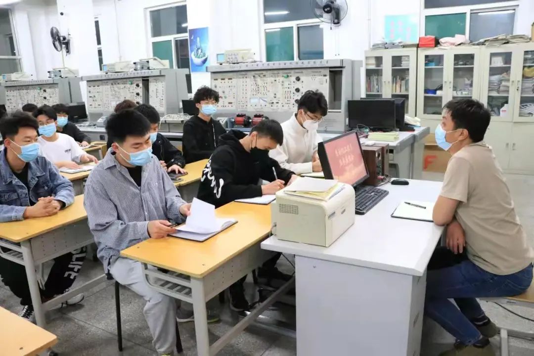 微信图片_20220428213241.jpg 微信图片_20220428213241.jpg