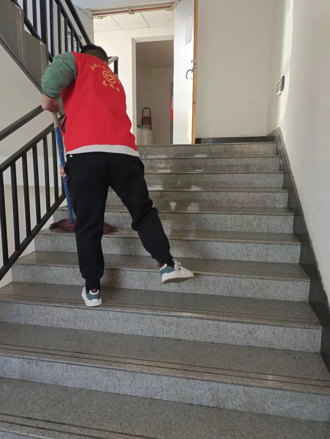 8e9b3d0d53f675d4c152e229c725b58.jpg 8e9b3d0d53f675d4c152e229c725b58.jpg