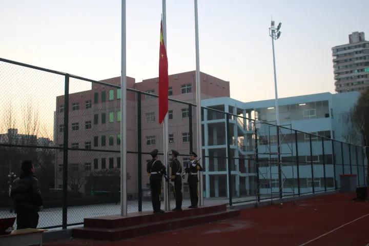图2.jpg 图2.jpg