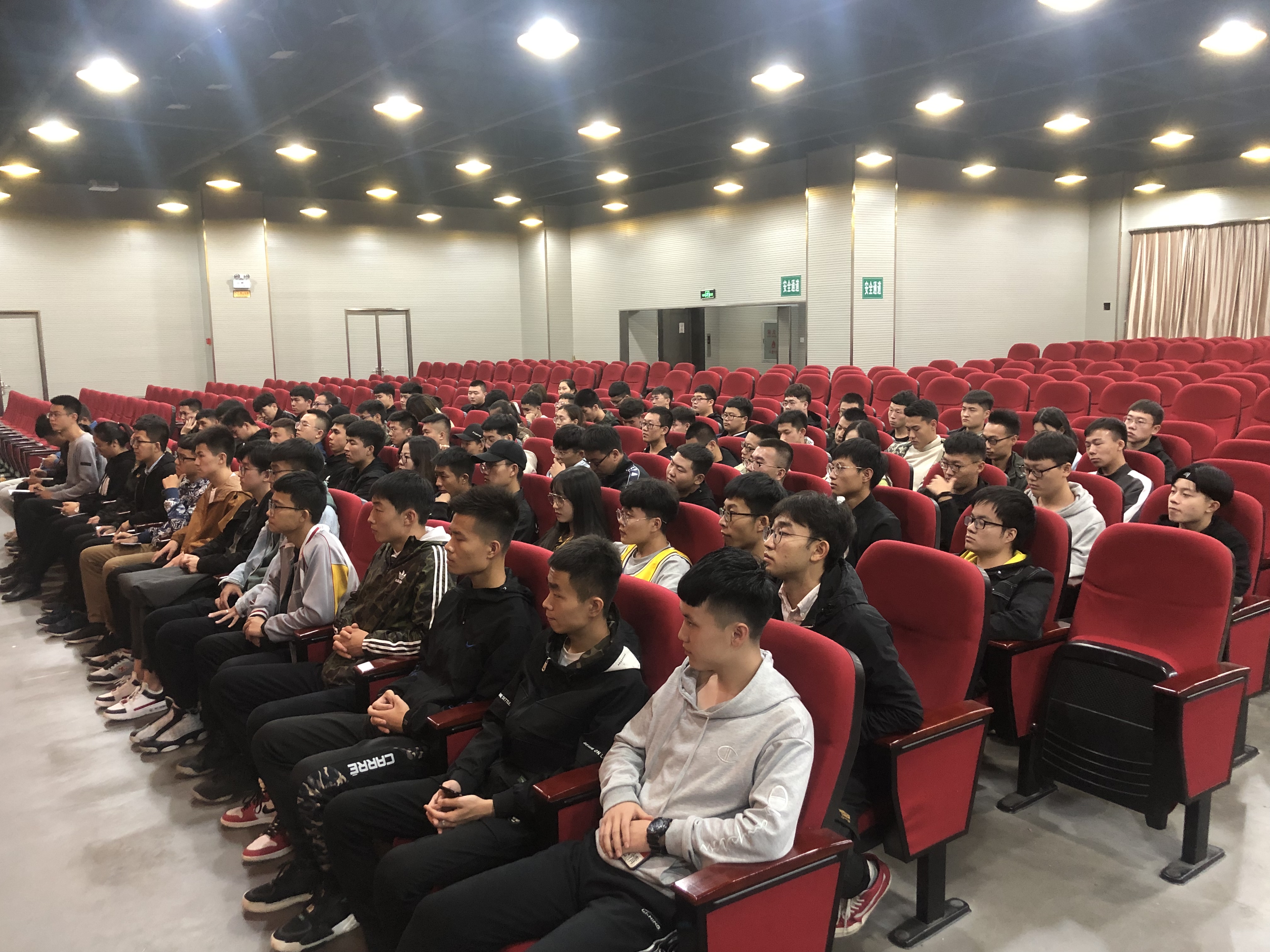 微信图片_201910220045501.jpg 微信图片_201910220045501.jpg