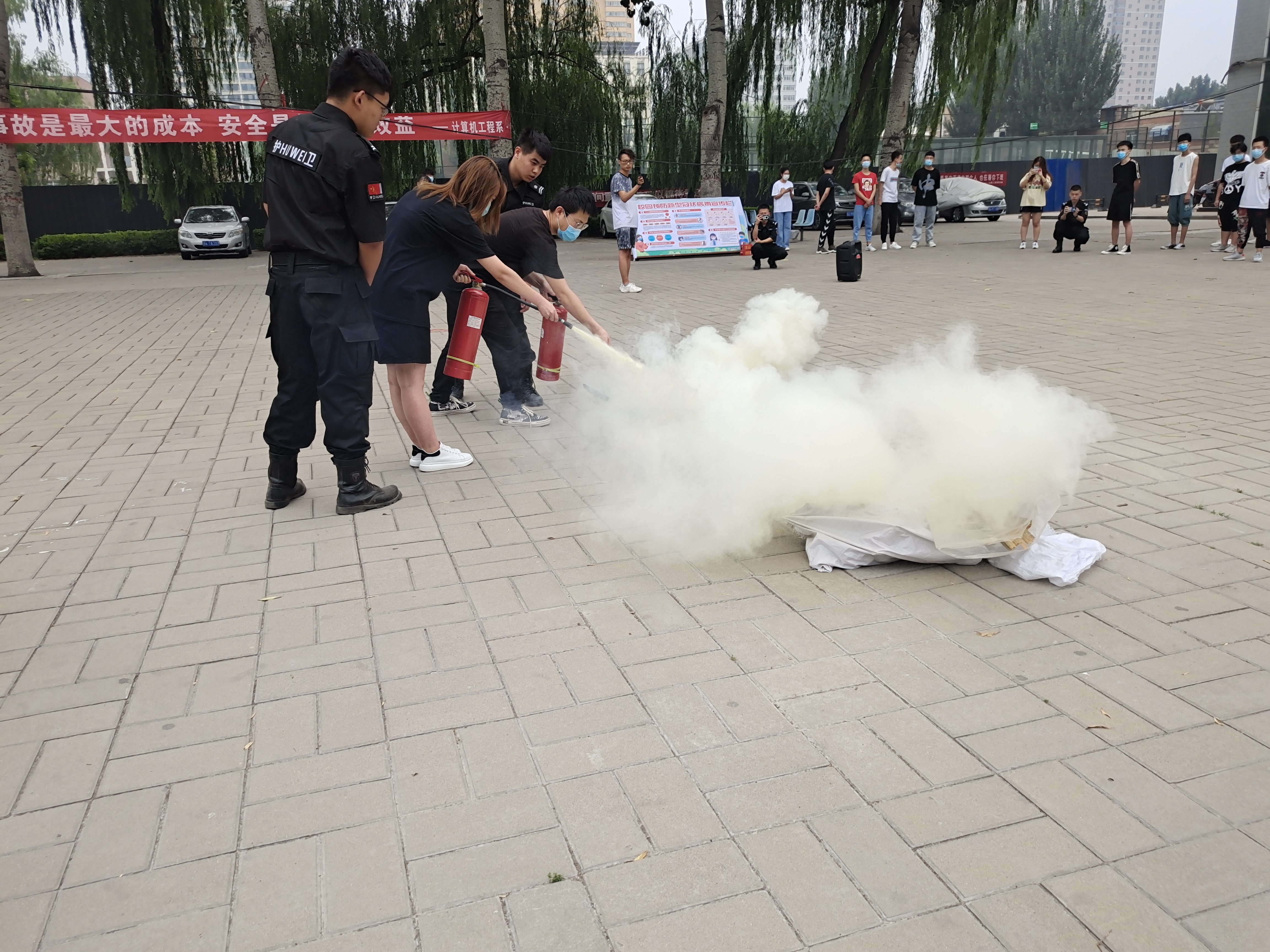 3aaac3b6cc9d83d38e61ea6c5988af4.jpg