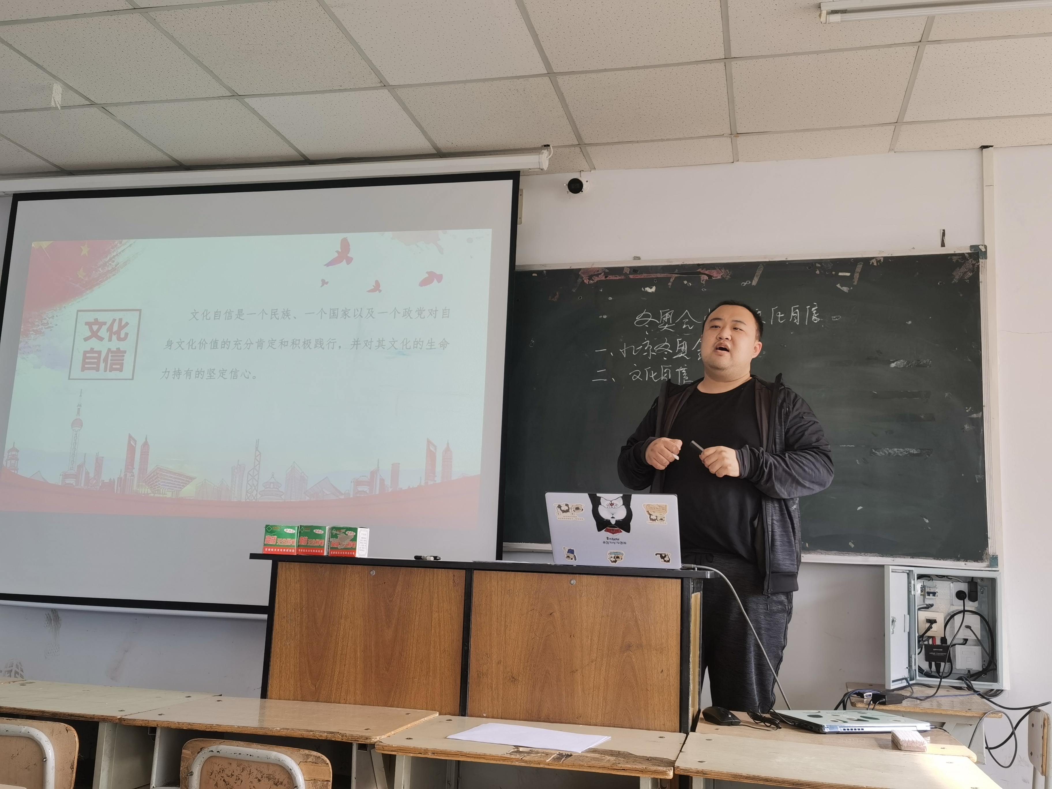 微信图片_20220512143448.jpg 微信图片_20220512143448.jpg