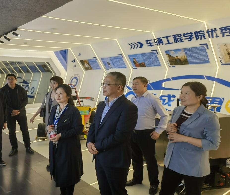 图片2.jpg 图片2.jpg