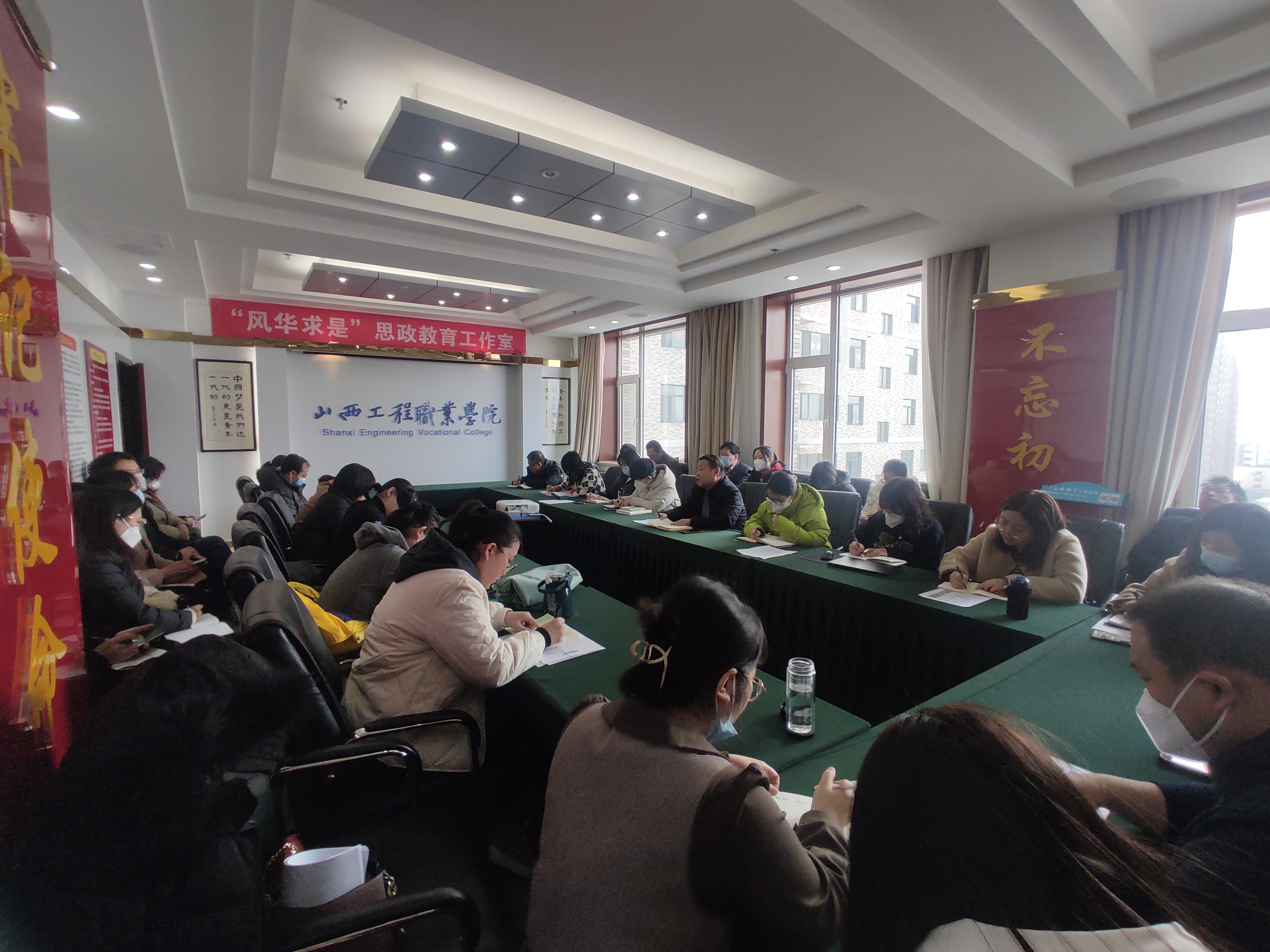 微信图片_20230224152926.jpg 微信图片_20230224152926.jpg